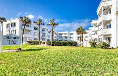 Oceanfront Elysium with a pool - Photo 40