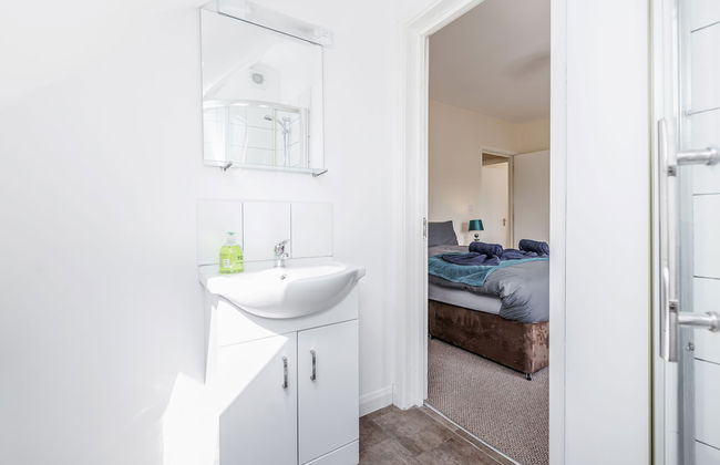 Home to Home Watford Apartment - Foto 26