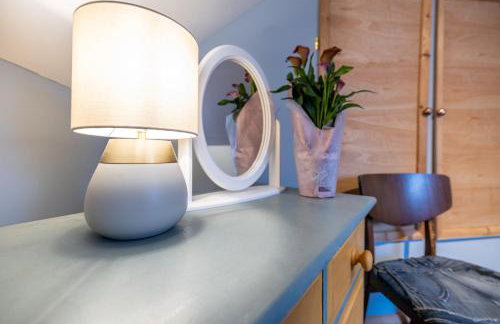 Adorable quirky country cottage - Foto 39