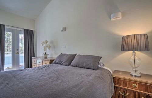 Cabin with Hot Tub and Views 1 Mile to Alyeska Resort - Foto 17