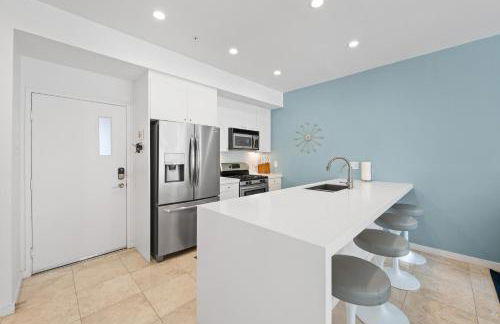 La Mirage Contemporary Home Plus Pool Exclusively Month Plus - Foto 13