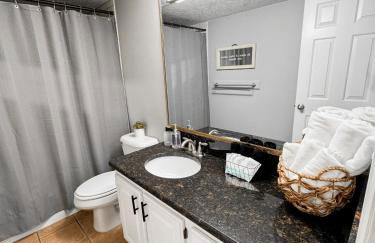 Perfect Family Escape - 3 Bed Condo with Pools - Photo 35