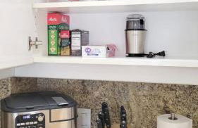 Luxurious and Spacious 2-Bedroom Condo Unit Downtown San Diego in the Heart of the Gaslamp Quarter - 30-Day Min recommended - 14-Day Min acceptable - Foto 14