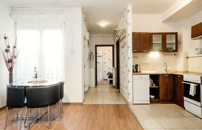 Grand Budapest Penthouse - Photo 34