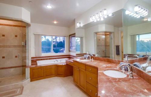 Villa Andalusia 6BR 5BA Luxury Jacuzzi Views and Games - Foto 12