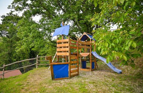 Villa Brbon - Serene Getaway - Foto 68