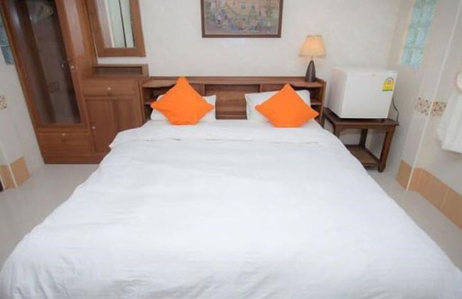 Tharnrarin Villa Suphan Buri - Photo 4