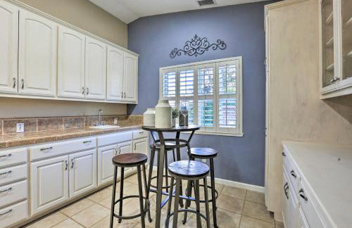 Chic Ranch-Style Home on 33-Acre Walnut Ranch - Foto 11