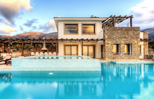 Great Villa, Enormous Pool, Nice Location near Village Sisi - Foto 33