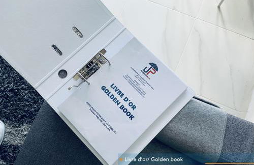 Appartement parisien neuf, moderne avec une grande salon, 2 chambres, 3 lits, parking gratuit, 15min de Paris et 13 min aéroport Orly - Foto 47