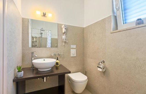 Amazing Home In Naselje Muzini - Foto 27