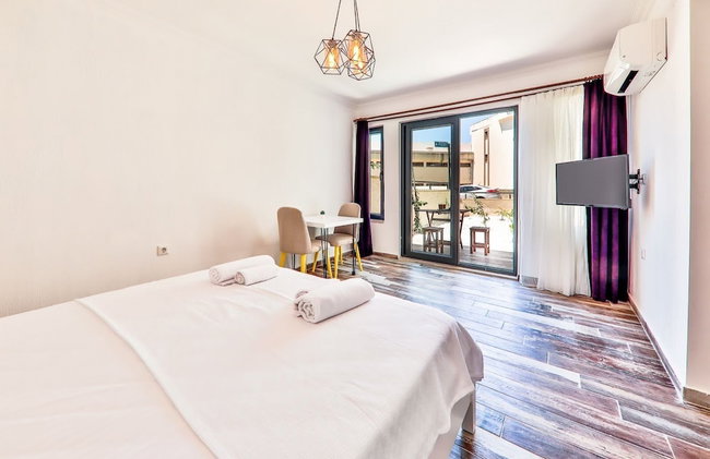 Kas Sanisu Pansiyon - Photo 36