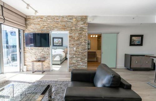 Skyline Escape in the Heart of Downtown - Foto 9