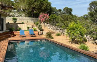 Villa Monte e Mare, piscine chauffée, climatisée à 5 mn de la plage de santa giulia - Foto 1