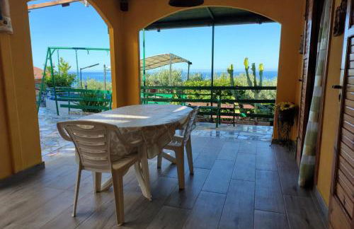 Villetta vista mare con piscina, giardino e parcheggio privato - Foto 21