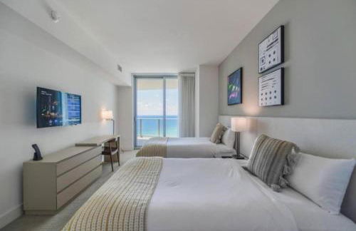 Beachfront Condo with Mesmerizing Views - Foto 46