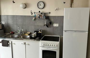 Petite maison calme dans un jardin - Foto 9