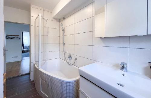 Holiday rental I Eschenlohe, Modern Bright Apartment with Mountain View - Foto 3