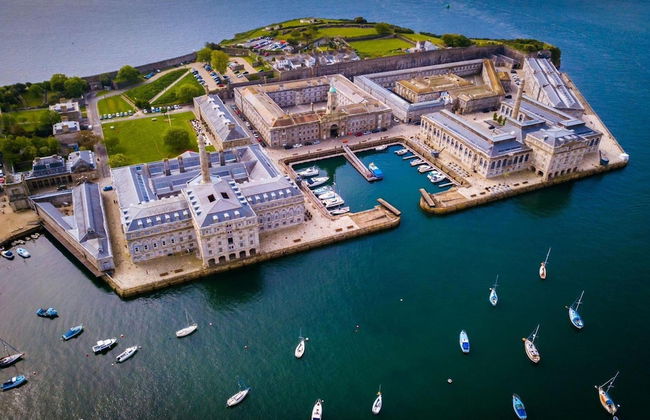 Two-bedroom Apartment at Royal William Yard - Photo 17