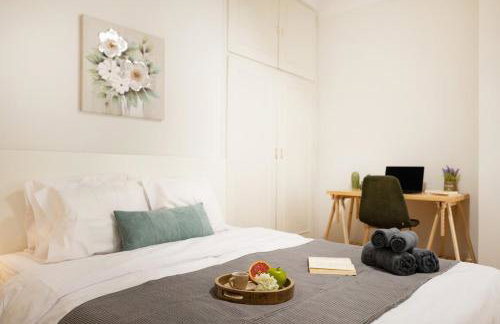 Central 3BR Apartment with Balcony - Foto 11