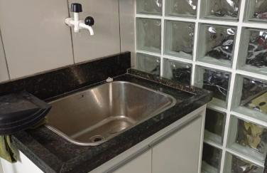 Apartamento espaçoso com 3 quartos para até 6 pessoas, Garagem coberta dentro do condomínio e Check-in Automático via Fechadura com senha - Foto 19