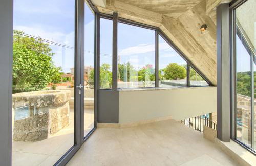 Luxury Jerini Estate - Photo 52