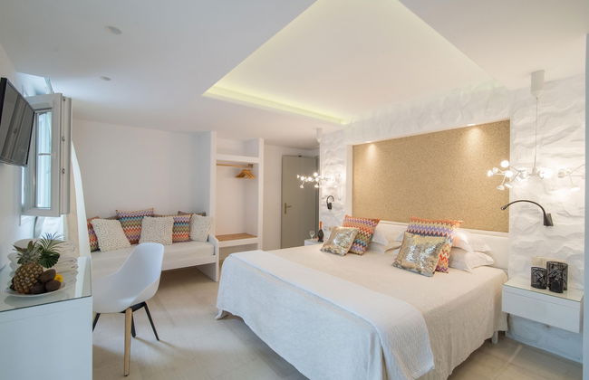 Spiros Hotel - Photo 24