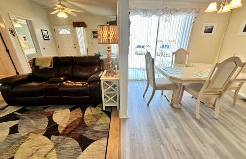 2b 2ba home is situated on a prime corner lot N564 - Foto 23