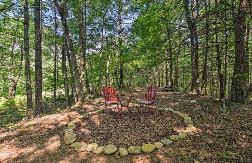 Romantic Asheville Area Cabin with Deck and Hot Tub! - Foto 30