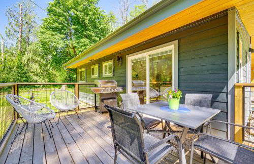 Deck, Hot Tub and Views Sleek Getaway in Index! - Foto 2