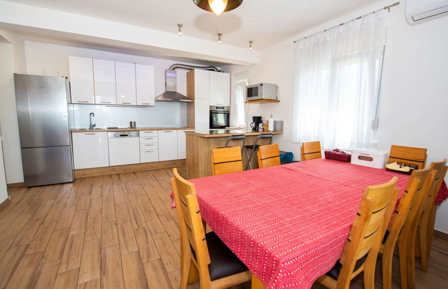 Stella Kastela - Foto 15