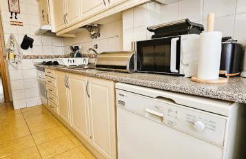 Modern 3 Bed Flat - Beaches, Expo & City Fun - Your Gateway to Lisbon - Foto 39
