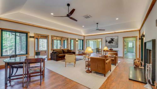 Riverfront Hideaway in Keene Walk to Town! - Foto 5