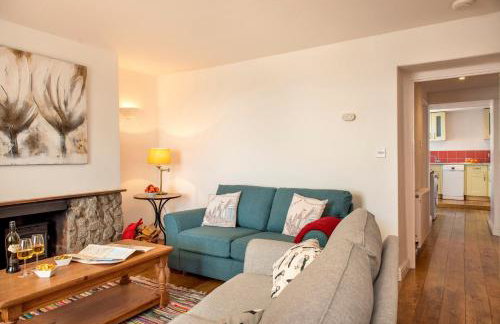 Drake Cottage with Hot tub - Photo 6