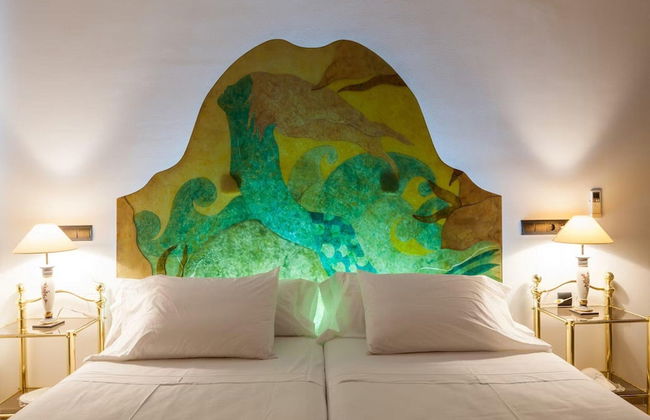 Unique Villa With Outdoor hot tub - Photo 12