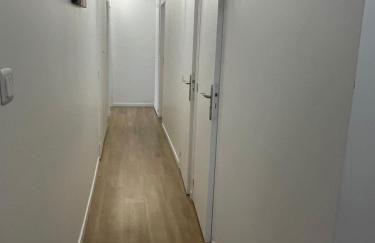 Le Repaire Urbain - 8 voyageurs - Foto 9