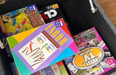 The Bird's Nest by Sheppey Stays- Pet Friendly Cozy Coastal Escape - Sleeps 6 with Parking - Great Rates for Long Stays - Photo 28