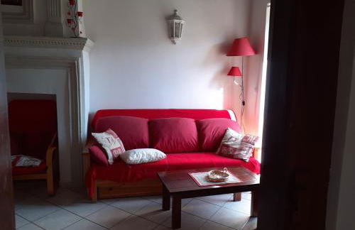 appartement gentiane 4personnes dans gite "la maison d'augustin" classé 3 étoiles,la tour,73530 st jean d'arves - Foto 51