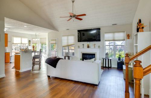 Work, Play and Unwind Inviting Suffolk Home - Foto 13