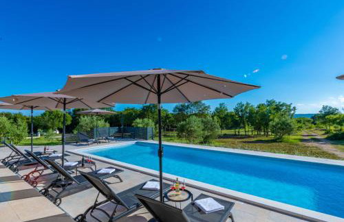 Villa Silente, modern and luxurious villa hugged by nature - Foto 22