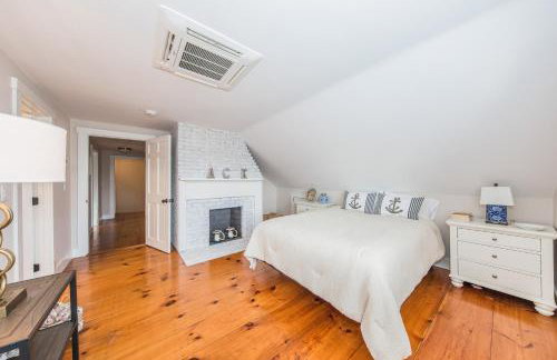 Close to Dtwn Nantucket! Group Getaway with Patio - Foto 16