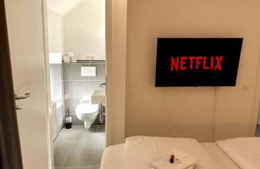 Relax Home Eschweiler Sauna & Gemütlichkeit, WLAN, Netflix, Kingsize Betten, Enspannung - Foto 29