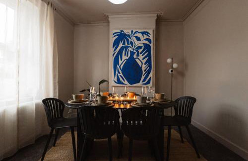 Luxury 3 Bed Home Near Peak District with Cinema Room - Foto 1