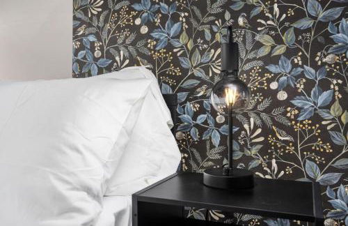 Charming 3BD Home for Long Stays - Foto 17