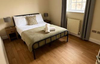 2 bed Town Apartment - Foto 2