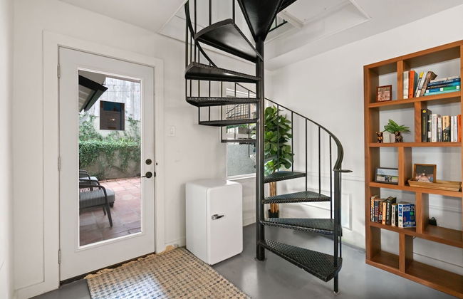 4 Bedroom Near Soco With a Private Pool & Sauna - Photo 32