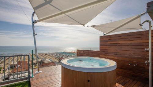 Beachfront Penthouse with private parking - Foto 5, Shower