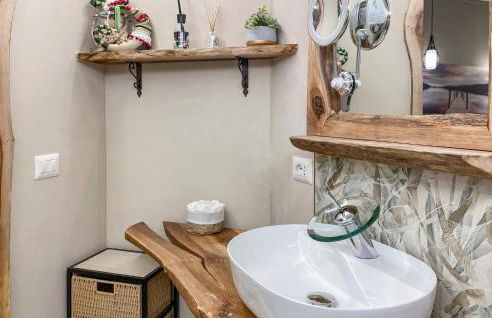 Stunning Home In Capannori With Jacuzzi - Foto 37