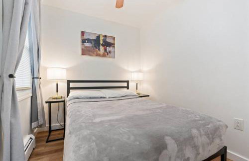 Cozy Retreat 15Min to NYC, FIFA, Mall,FREE Parking - Apartment - Foto 15