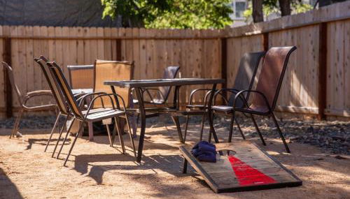 Reno's Biggest Little House - Cozy Home Theatre - Foto 3